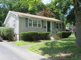 33 Belvidere Cir, Lowell, MA 01852