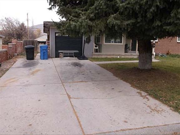 2nd image of 3233 E Margie Ave