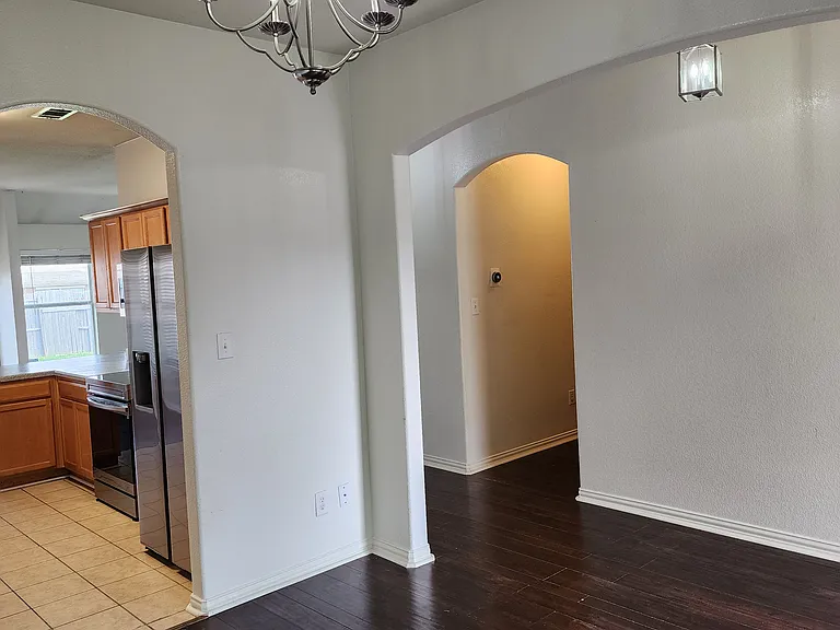 515 Creekside Dr — Photo 11