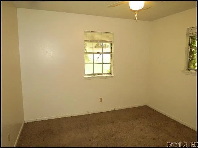 2619 Montreal Dr — Photo 10