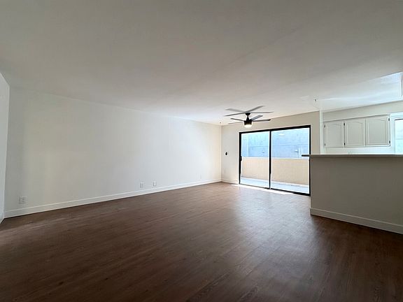 3rd image of 12035 Guerin St APT 9