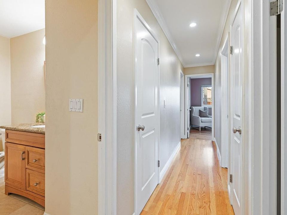 1st image of 4384 Glenpark Dr