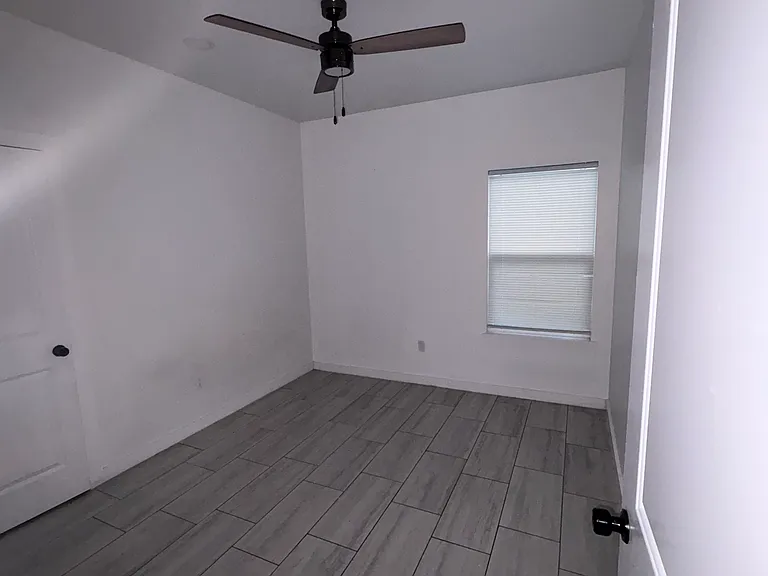 1411 Vanish Dr #2 — Photo 4