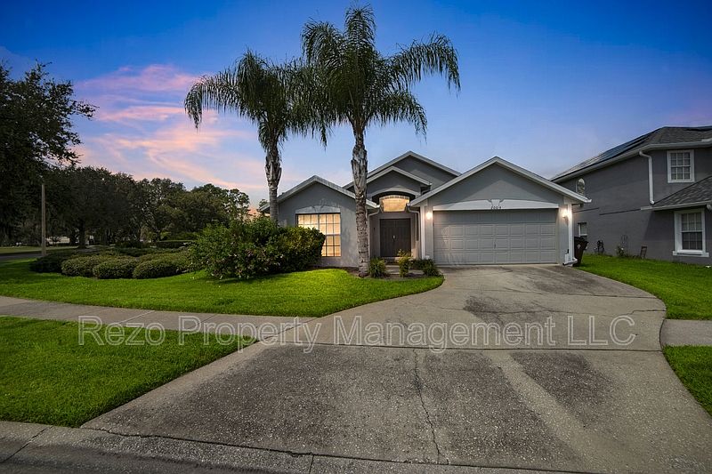 1st image of 2004 Hemingway Ave