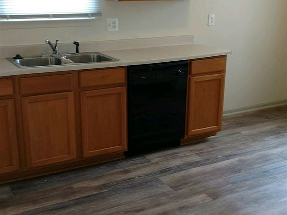 382 Polk - Kitchen 8-17