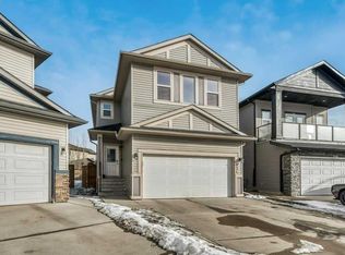 234 W Covebrook Ct NE, Calgary, AB T3K 0M8
