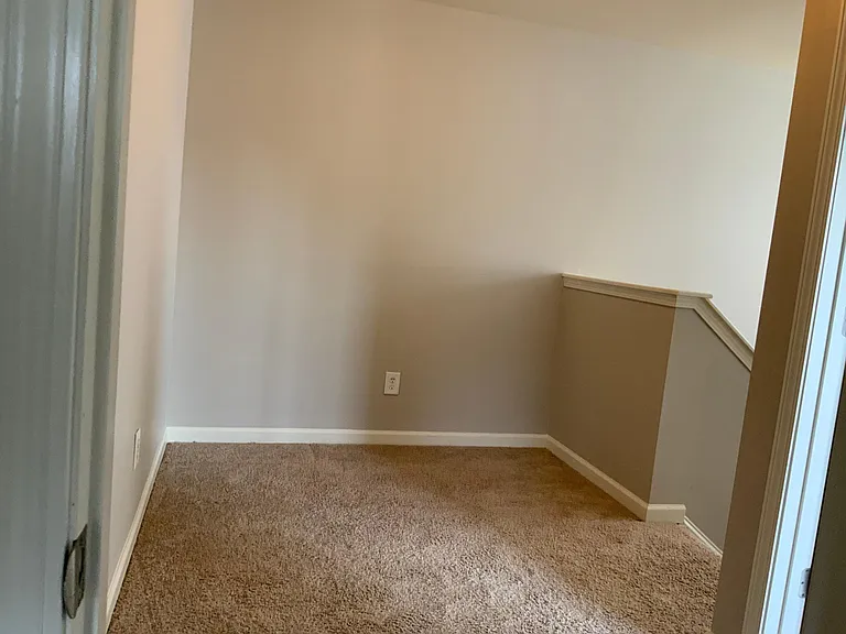 4445 Clubside Dr — Photo 15