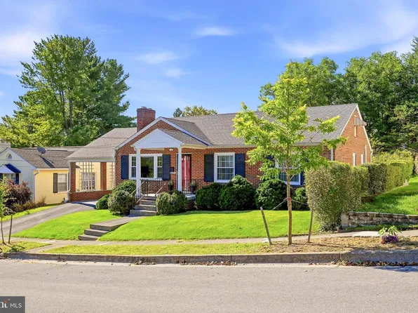 411 Mosby St, Winchester, VA 22601