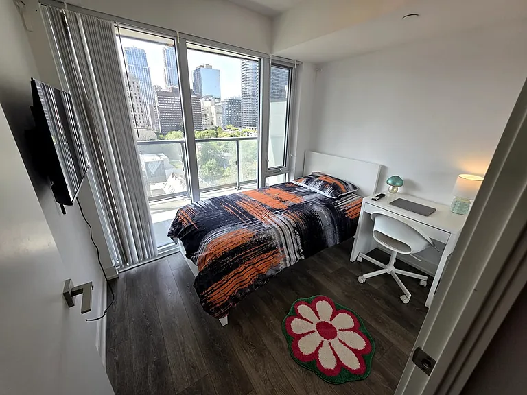 89 McGill St #1111B — Photo 1