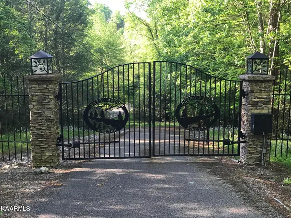 593 Pond Ridge Rd, Tellico Plains, TN 37385