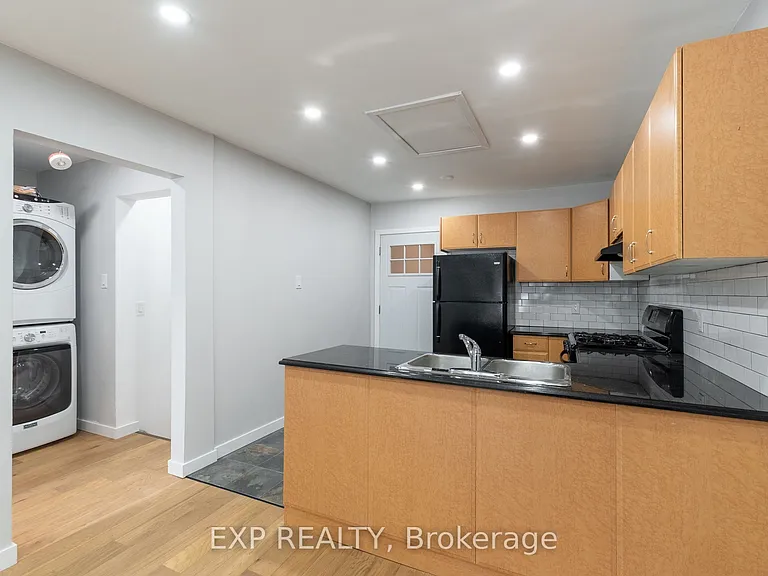 614 Chiddington Ave — Photo 4