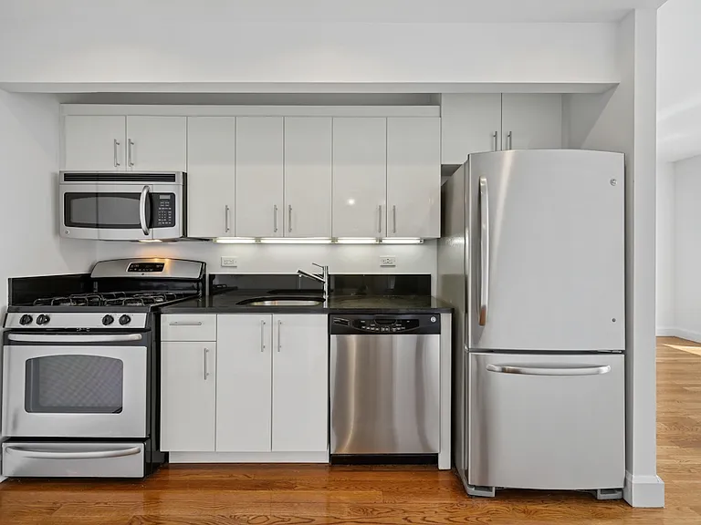 225 Schermerhorn St #27D — Photo 7