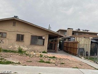2nd image of 728 N 11th St