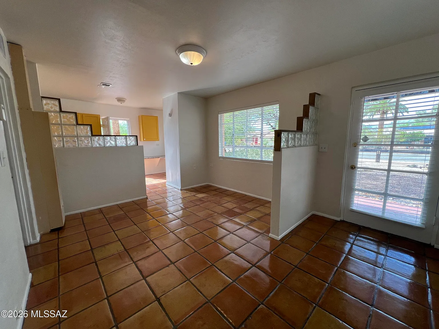 1 bed, 1.0 bath, 402 sqft, $850 — Photo 4
