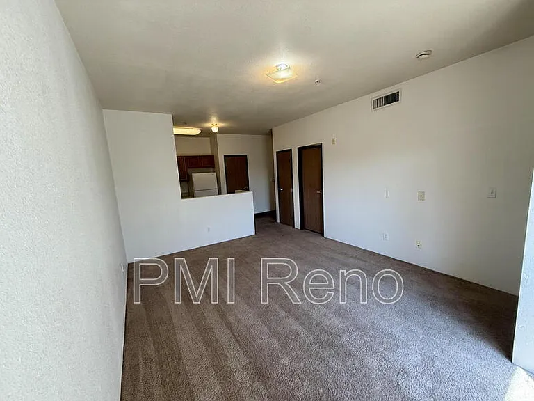 Big Horn Apartments — Photo 12