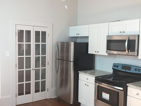 5th image of 512 Washington Ave #A
