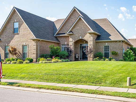 3rd image of 2520 Pebble Creek Ln