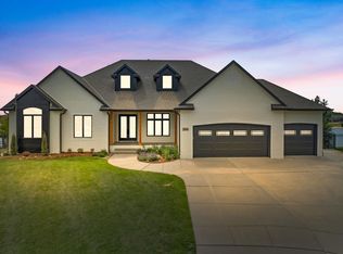 2645 N Bayside Ct, Wichita, KS 67205