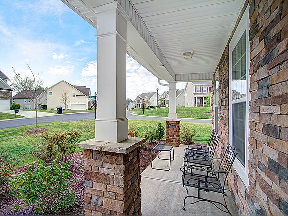 5th image of 7196 Dove Field Dr