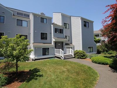 86 Rowayton Woods Dr, Norwalk, CT, 06854