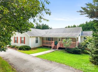 105 Robinson Cove Rd #A, Candler, NC 28715