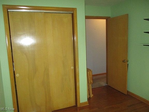 3rd image of 5010 E 110th St