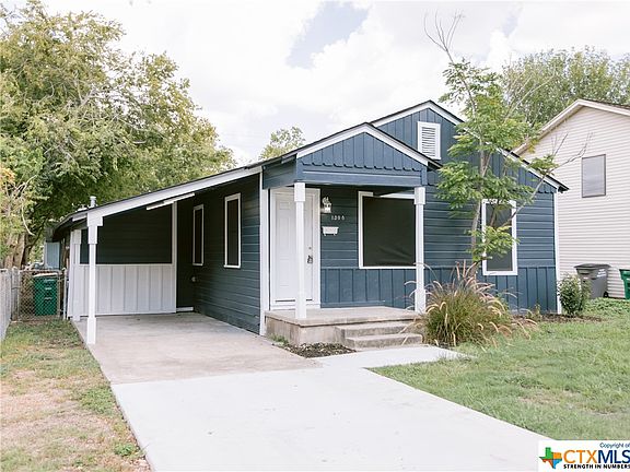 2nd image of 1308 E Mesquite Ln