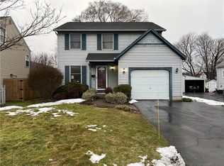 33 Alcott Rd, Rochester, NY 14626