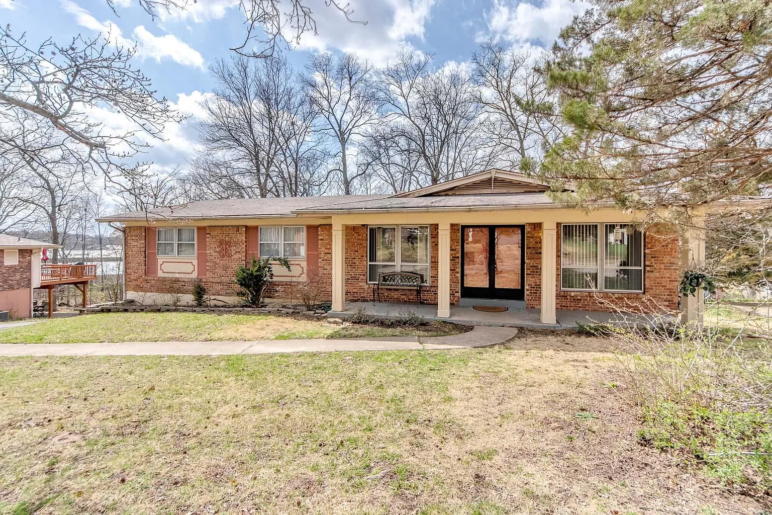 1218 Wissmann Dr photo 1