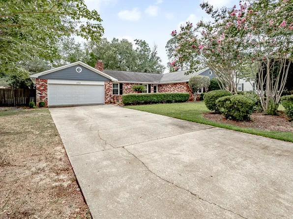 2704 Powhatan Dr, Sumter, SC 29150