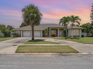 298 E Central Blvd, Cape Canaveral, FL 32920