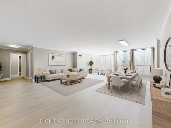 1 Clark Ave W #402, Vaughan, ON L4J 7Y6