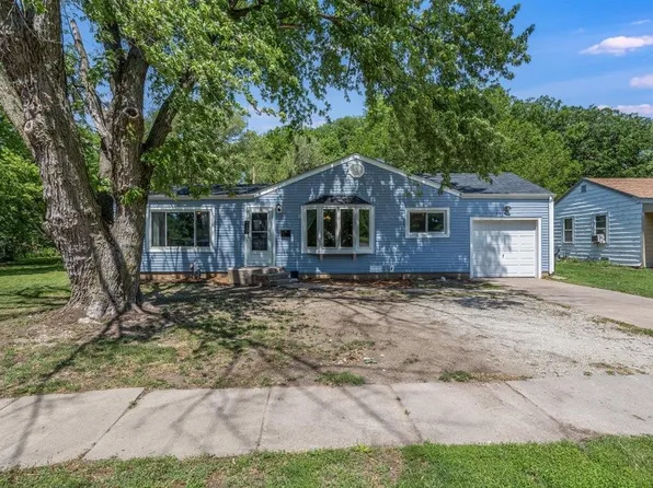 2914 E Range Rd, Wichita, KS 67216