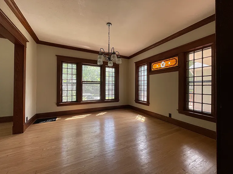 1626 Robinson Rd SE — Photo 4