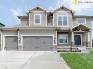 8004 NE 100th St, Kansas City, MO 64157