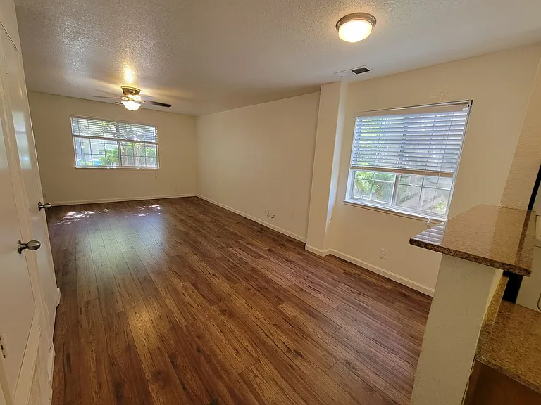 2055 Amanda Way #7 — Photo 6