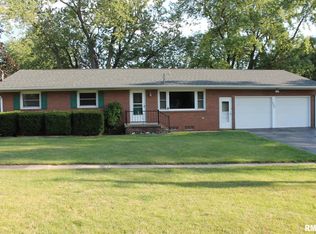 303 W Center St, Atkinson, IL 61235
