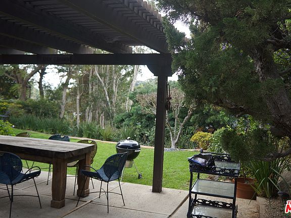 4th image of 455 N Robinwood Dr