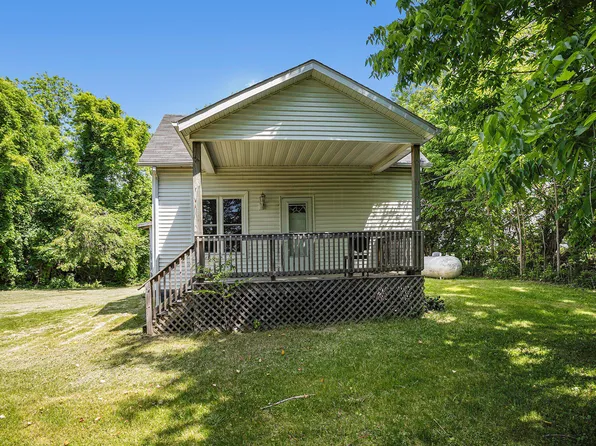 3591 Watson Rd, Sodus, MI 49126