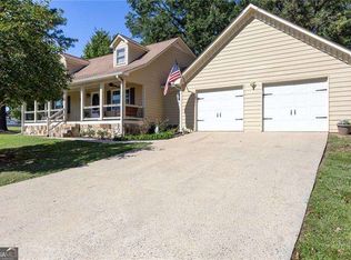702 Calloway Dr, Rockmart, GA 30153