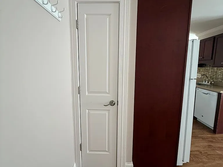 83 Curtis Ave #4 — Photo 16
