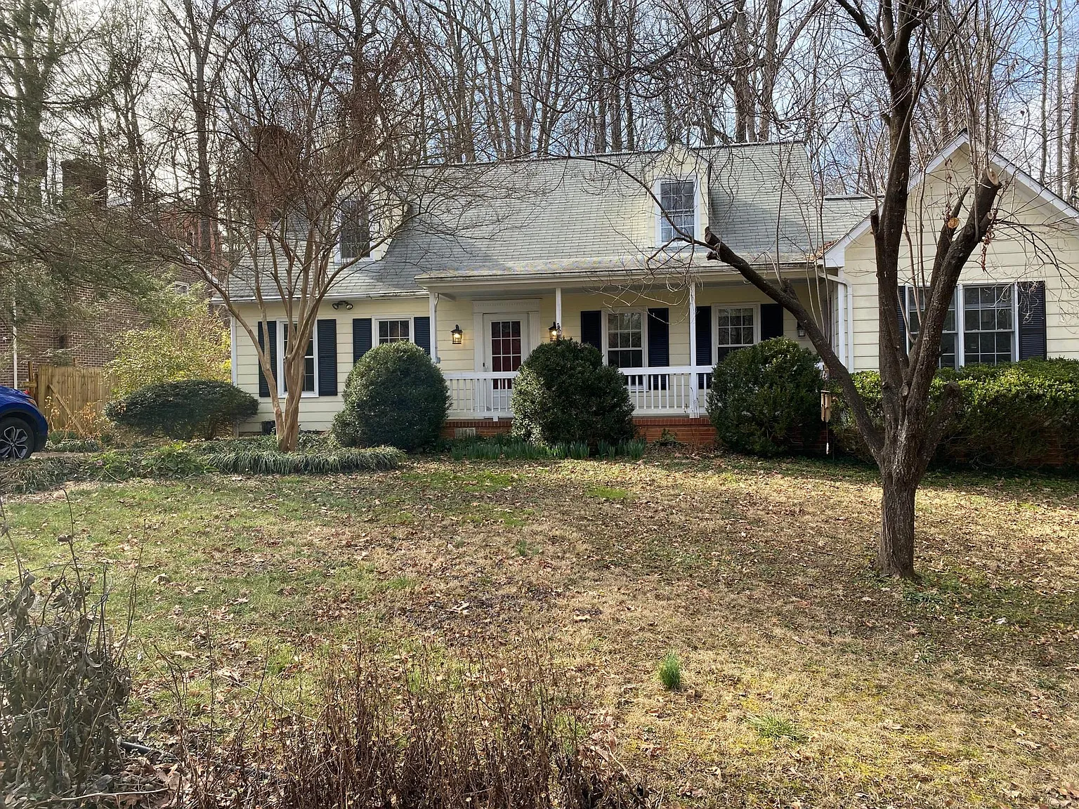 101 Inglewood Ct photo 1