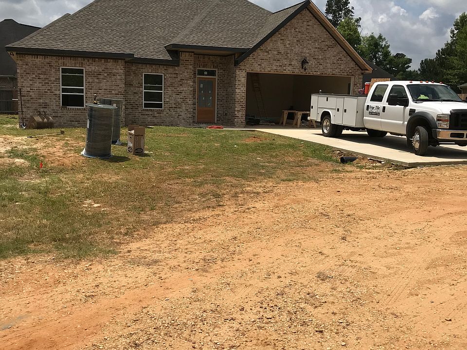 2nd image of 47 Regent Dr