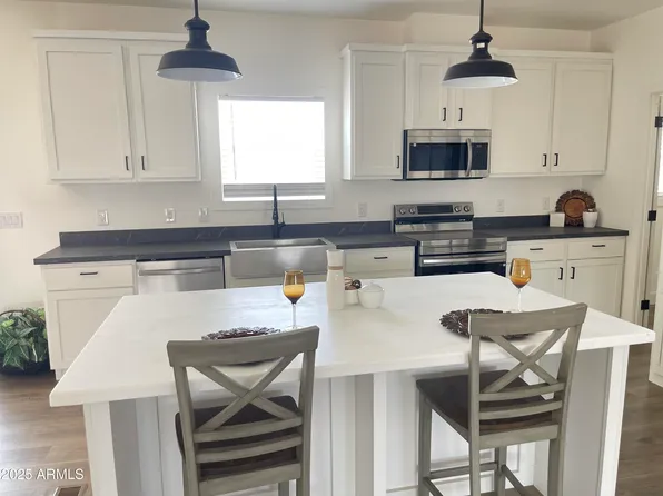36045 W INDIAN SCHOOL Road, Tonopah, AZ 85354