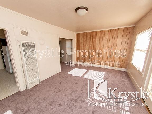 2nd image of 122 Contra Costa St