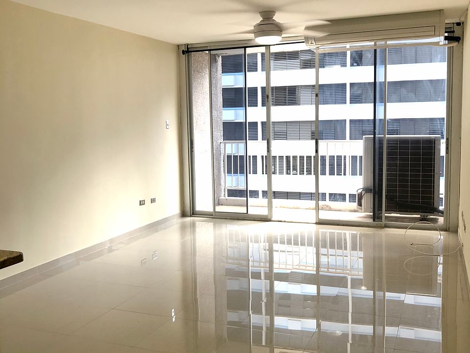 2nd image of 1760 Madrid Calle Loiza #4