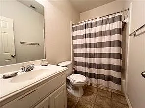 10717 Casitas Dr — Photo 14
