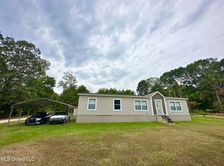 423 County Road 549, Como, MS 38619