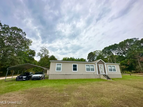 423 County Road 549, Como, MS 38619