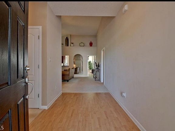 3rd image of 320 Millbrook Village Dr